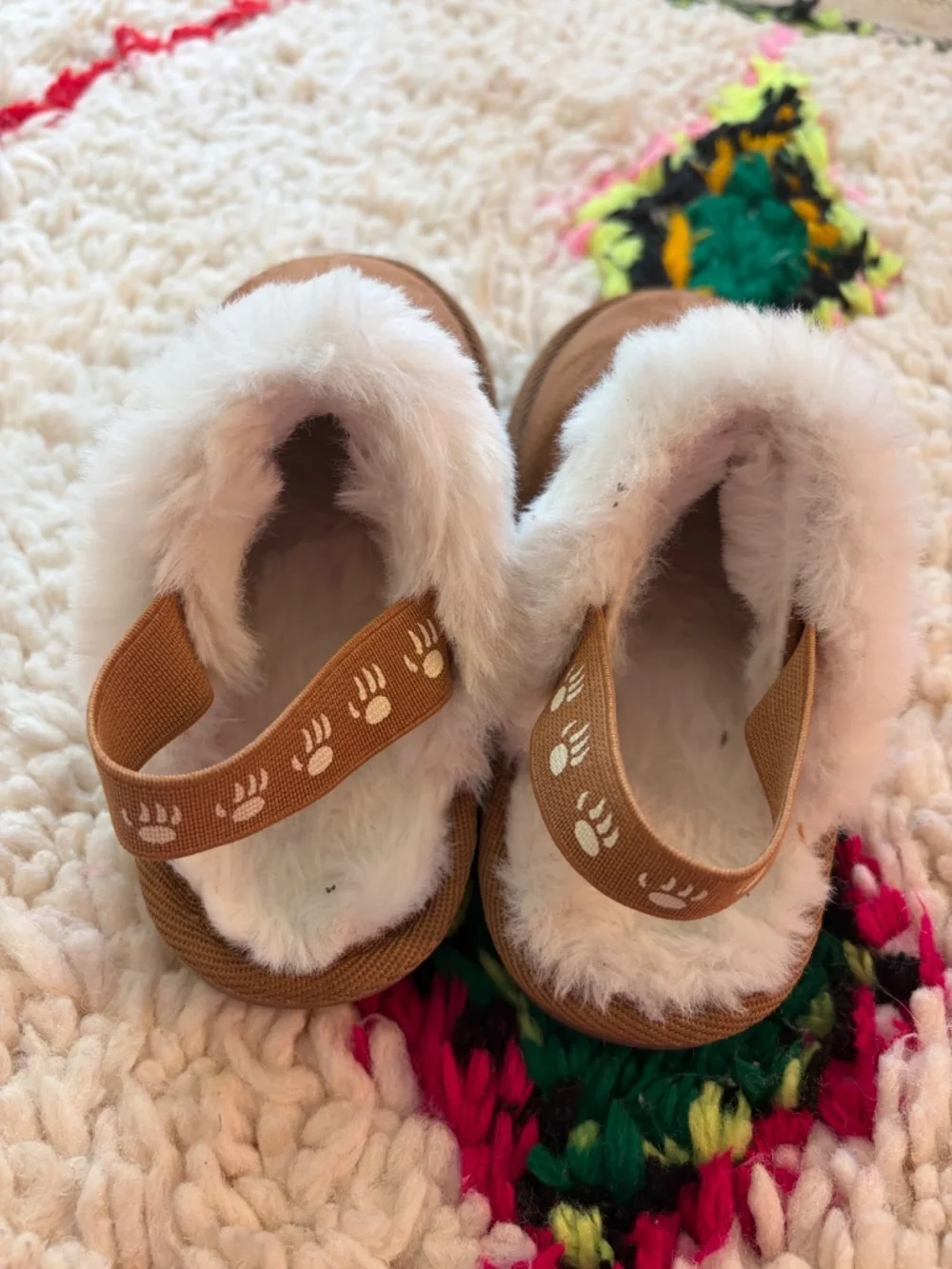 BearPaw lightly worn